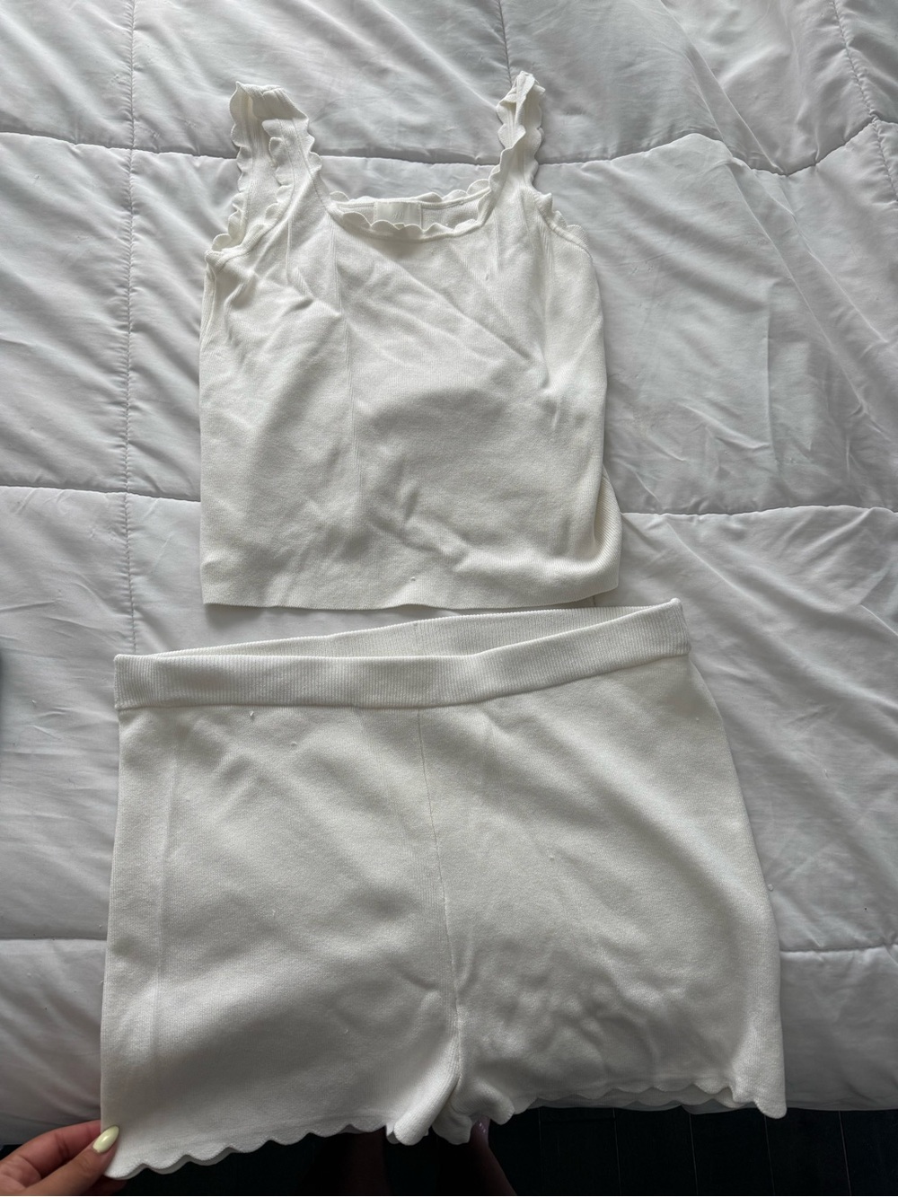 H&M White Scalloped Knit Skort Set - Tank and Shorts